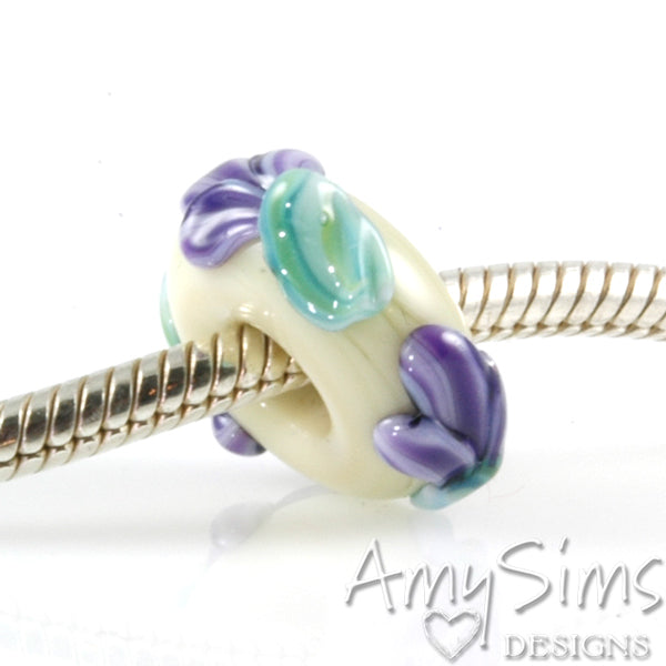 Purple Flower Buds Glass Artisan Lampwork Glass Bead SRA