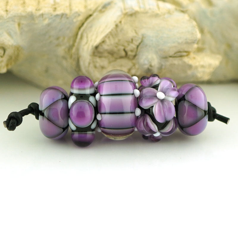 Theia (gold violet) set of 5 beads (S957)