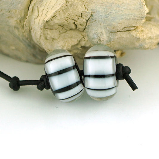 Black & White Striped Earring Pair (S964)