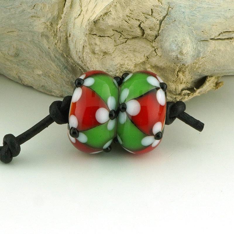 Red & Green Floral Lattice Earring Pair (S979)