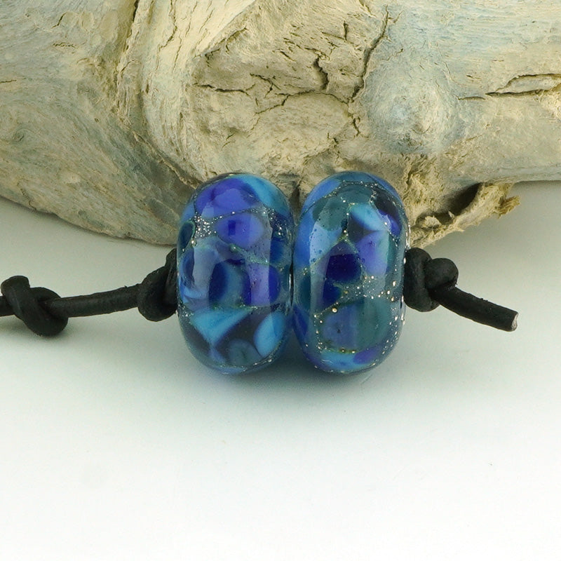 Silvered Intense Blue Earring Pair (S997)