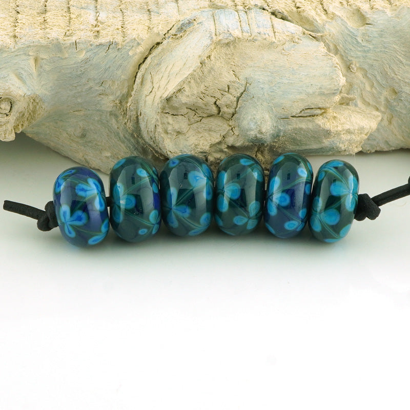 Dark Iris Blue Floral Lattice Set (S990)