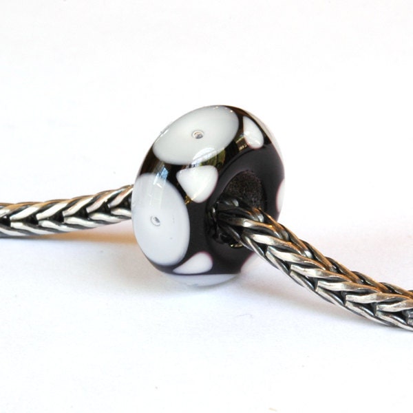 Lampwork Glass Bead Black & White Bubbles