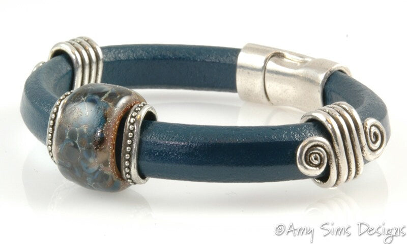 Artisan Lampwork Blue & Brown Bead Regaliz Leather Bracelet