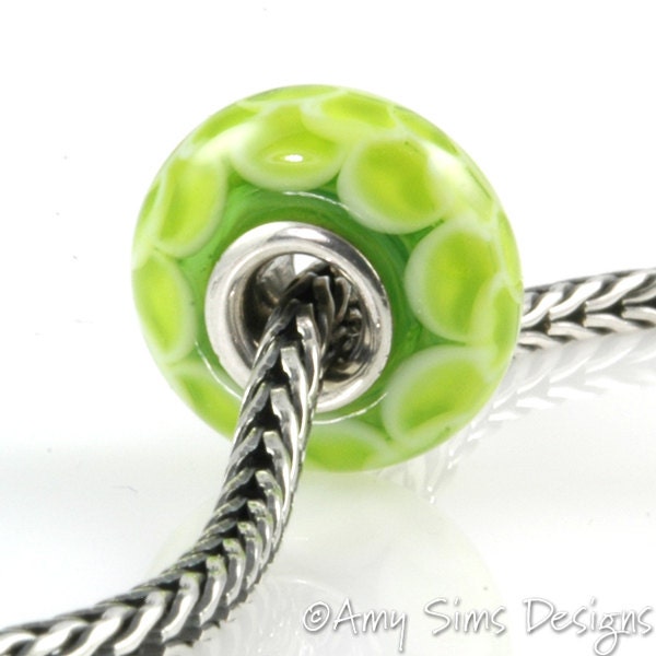 Spring Green Glass Artisan Lampwork Glass Bead SRA