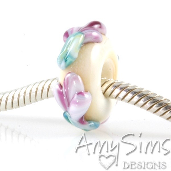 Purple Pink Flower Buds Glass Artisan Lampwork Glass Bead SRA