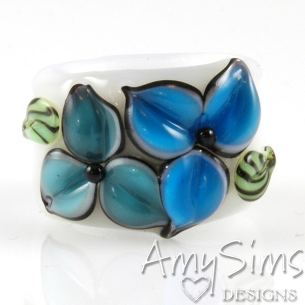 Regaliz Blue Floral Artisan Lampwork Glass Focal Bead