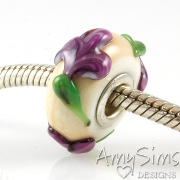 Purple Flower Buds Glass Artisan Lampwork Glass Bead SRA