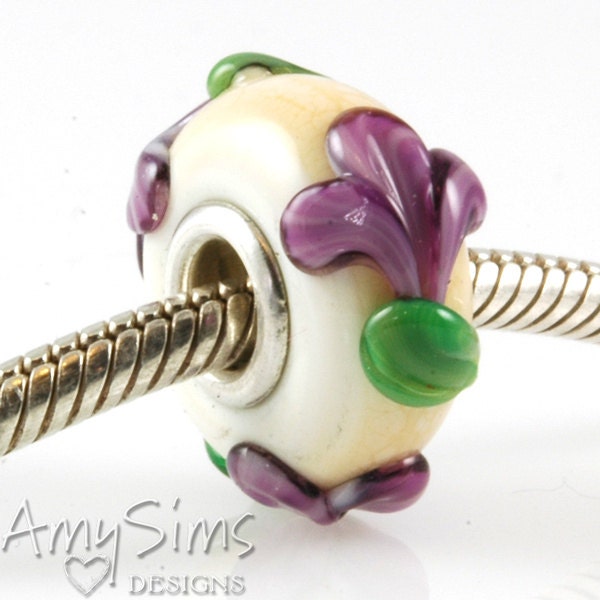 Purple Flower Buds Glass Artisan Lampwork Glass Bead SRA