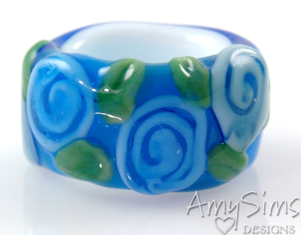 Regaliz Bead: Blue Floral Artisan Lampwork Glass Focal B0903-30